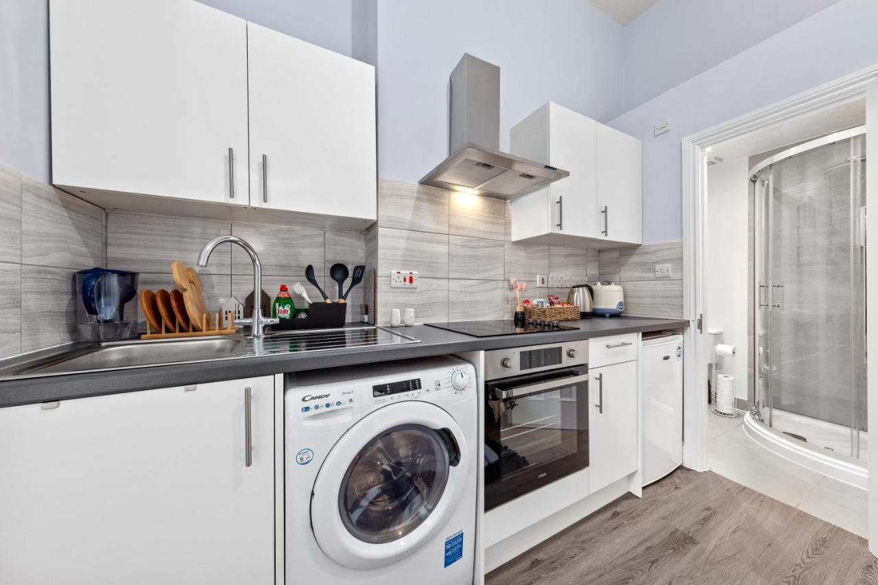 Olympia Kensington Stay Studio London Eksteriør bilde