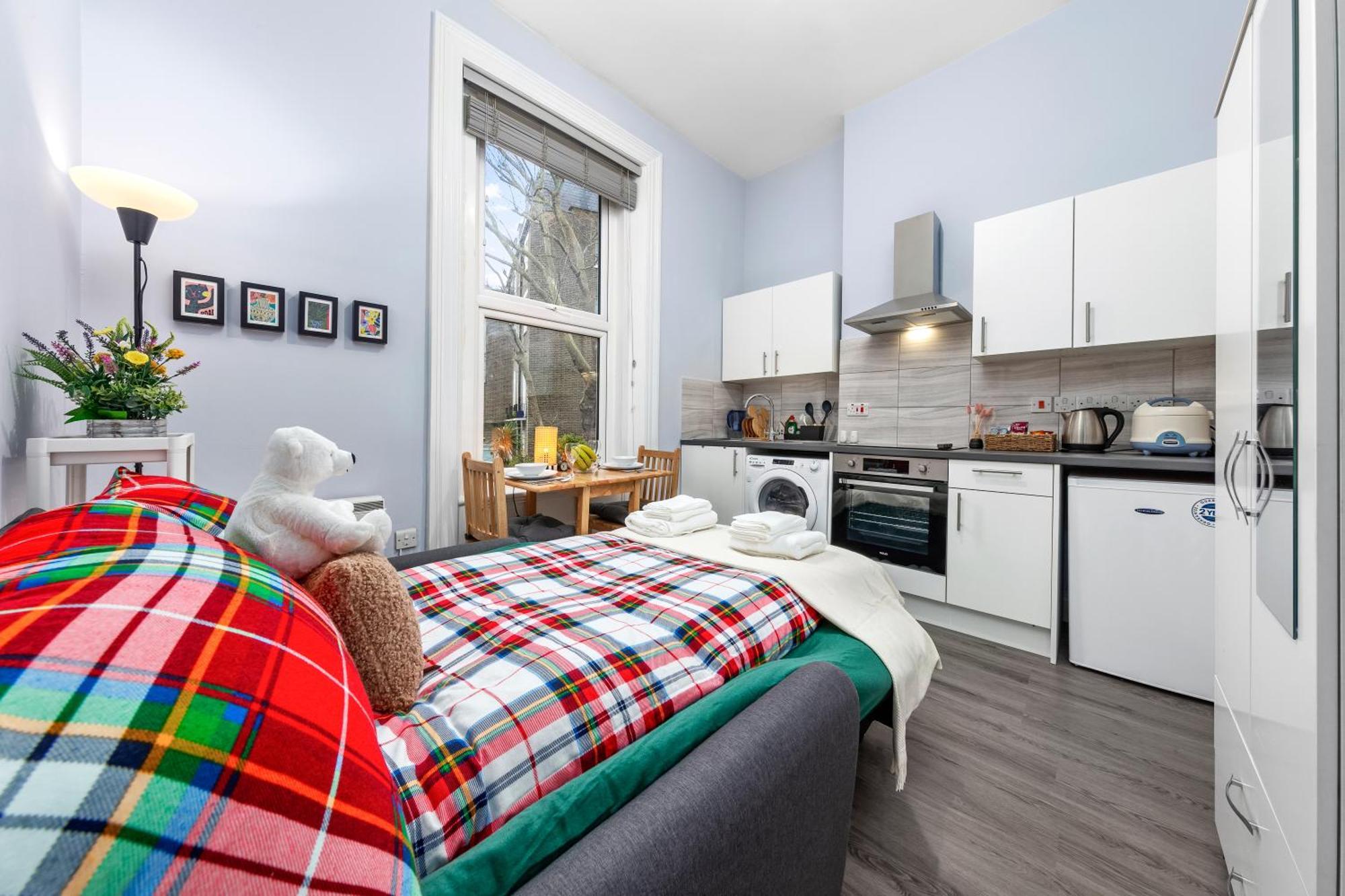 Olympia Kensington Stay Studio London Eksteriør bilde